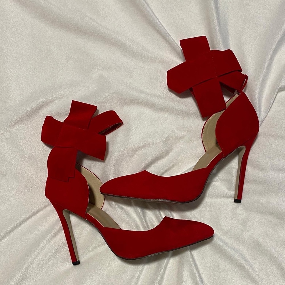 Big Bow Heels